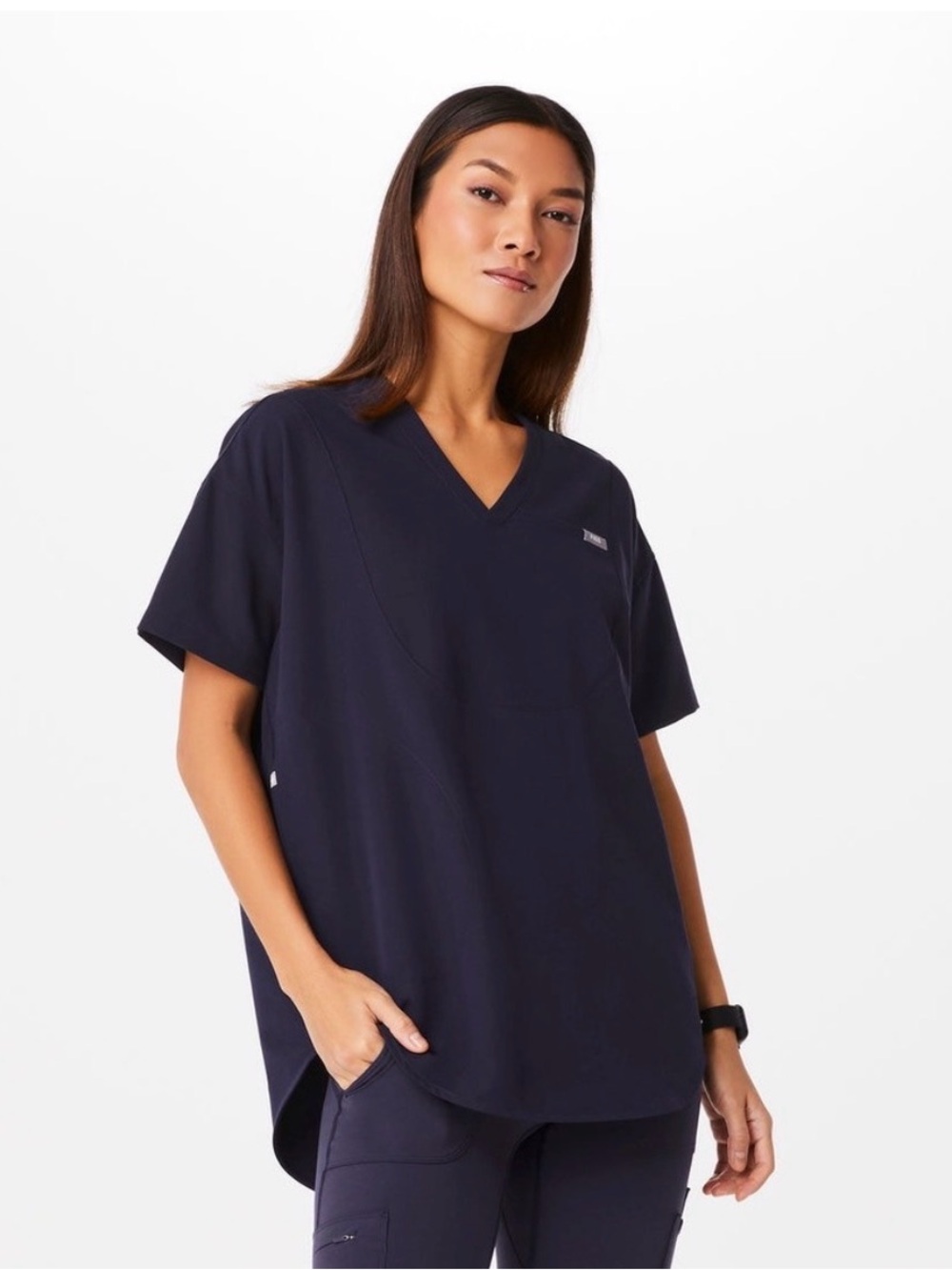 Figs Women's Halle V-Neck Tunic Scrub Top In Navy Size XL